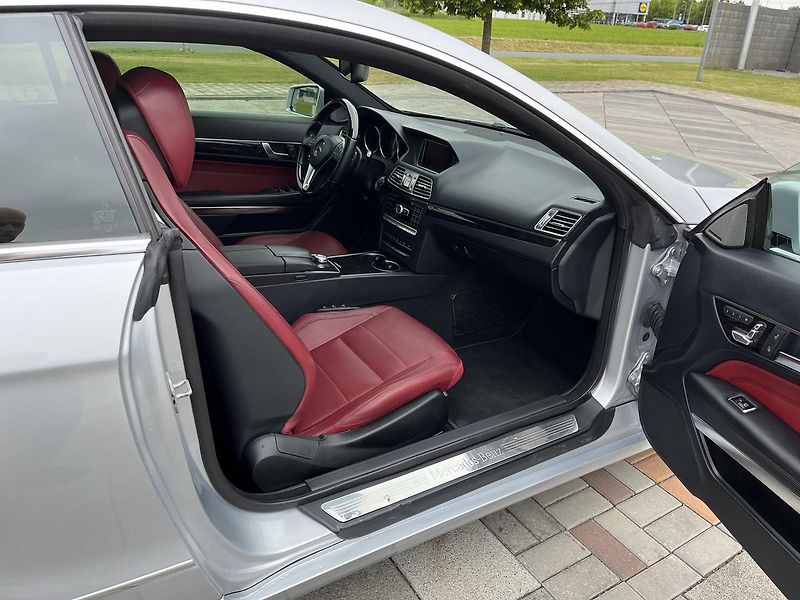 Mercedes-Benz Třídy E (2013) 350 i V6 AMG Styl paket (950) - fotka 9 z 39