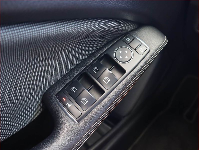 Mercedes-Benz Třídy A (2014) A 180 d, Xenony, Park. senzory - fotka 13 z 17
