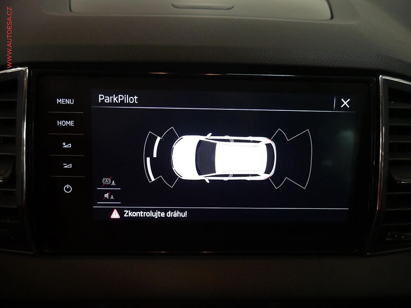 Škoda Karoq (2017) 1.5TSi, ČR, Style, DSG, LED - fotka 16 z 19