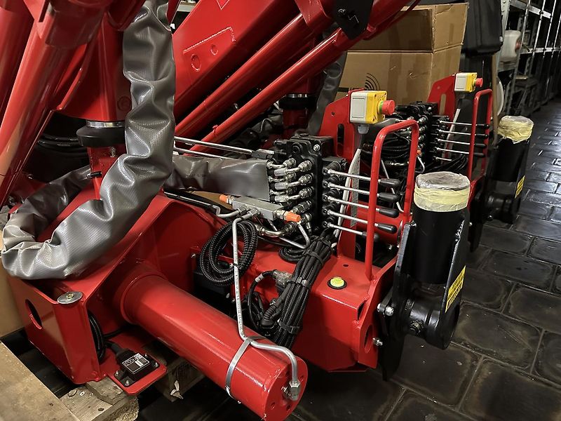 Ostatní (2026) Hydraulická ruka BONFIGLIOLI   - fotka 29 z 49