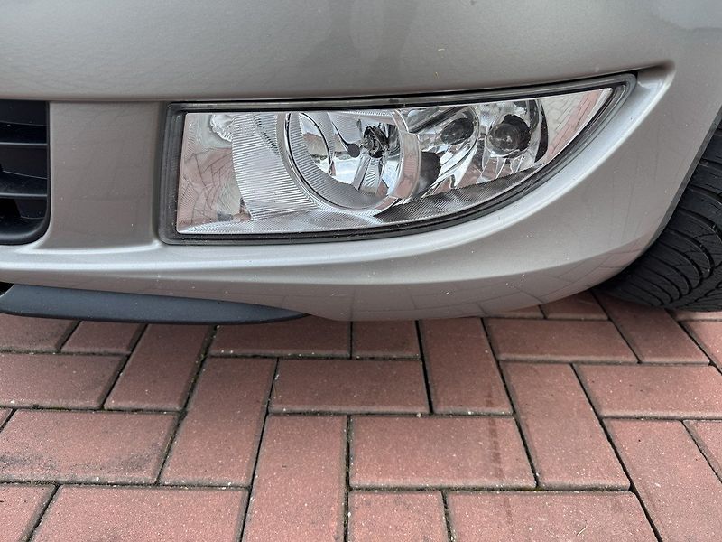 Škoda Fabia (2014) 1.2HTP Active Klima Tažné Z. - fotka 34 z 49