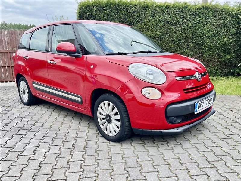 Fiat 500L 1,6 JTD  LIVING - klima -ALU - fotka 7 z 36