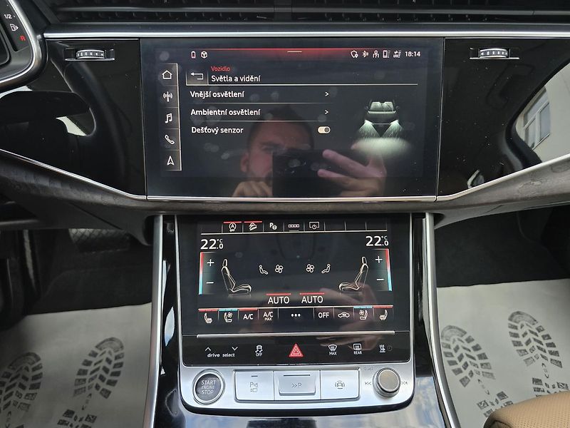 Audi Q7 MATRIX KŮŽE WEBASTO B&O - fotka 31 z 61