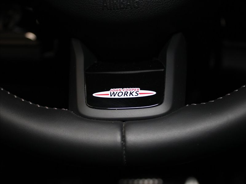 Mini Countryman 1,5 Turbo JCW-Paket 15tkm! ČR - fotka 25 z 30