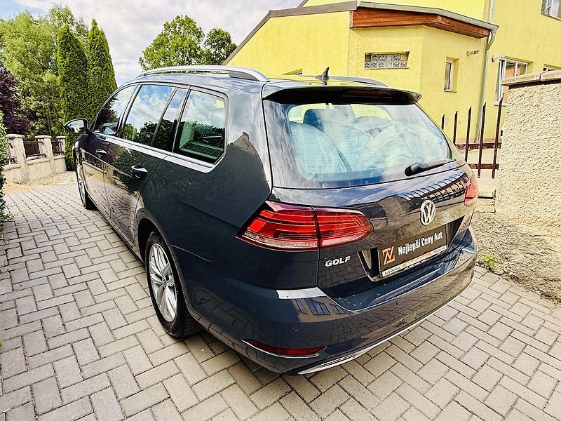 Volkswagen Golf Variant (2020) 2,0TDi 110kW HIGHLINE DSG ČR - fotka 14 z 15