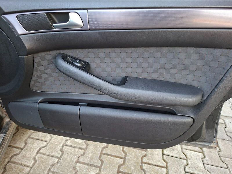Audi A6 (2004) 2.5TDI 120kW 6MAN -SERVISOVÁNO - fotka 22 z 34