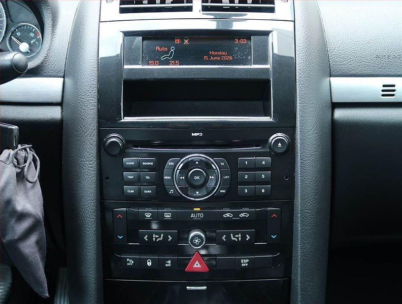 Peugeot 407 (2009) 2.0 HDI, po STK, levný provoz - fotka 12 z 16
