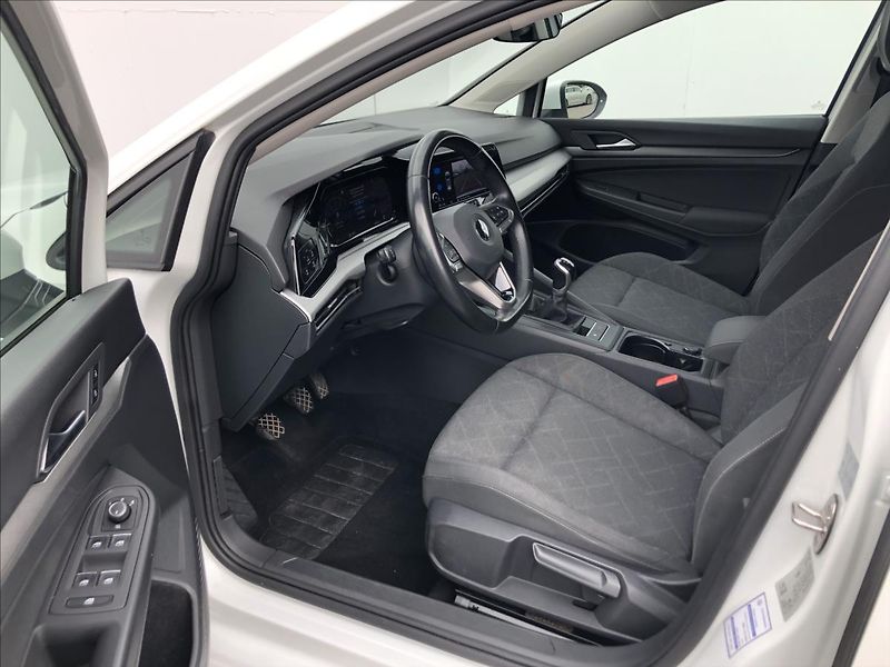 Volkswagen Golf Variant 1,0 TSi 81kW LIFE  8 - fotka 5 z 21