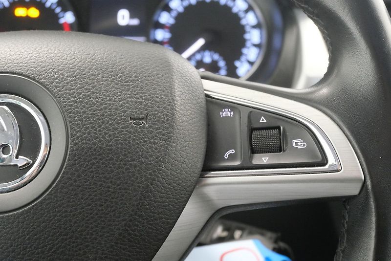 Škoda Rapid - fotka 16 z 21