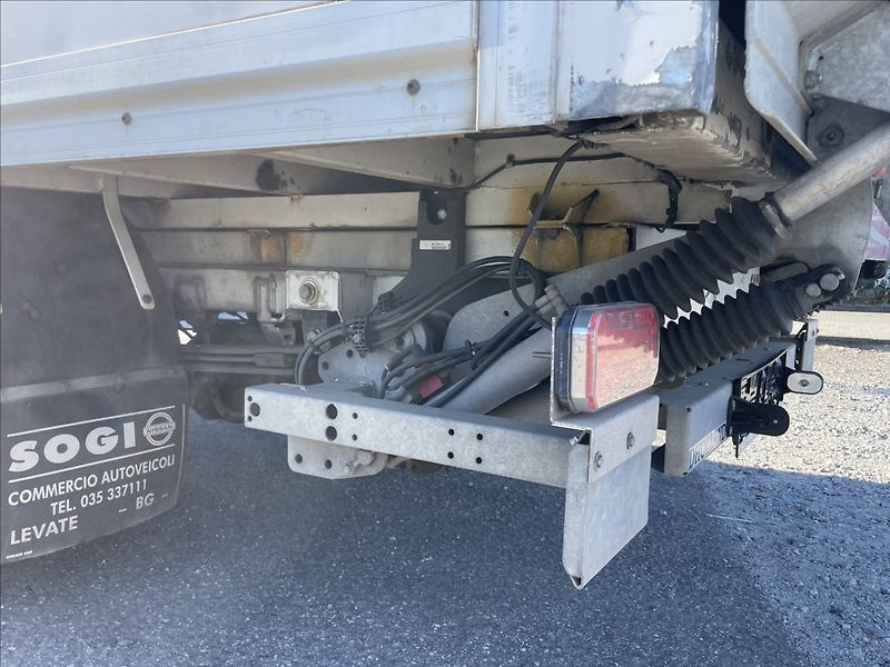Mercedes-Benz Sprinter 2,2 CDi 513 95kw 3,5T skříň+hy - fotka 15 z 27