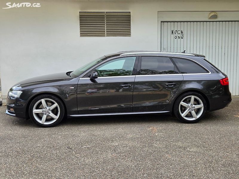 Audi A4 (2015) 2.0TDI 140kw S line Quattro - fotka 3 z 39