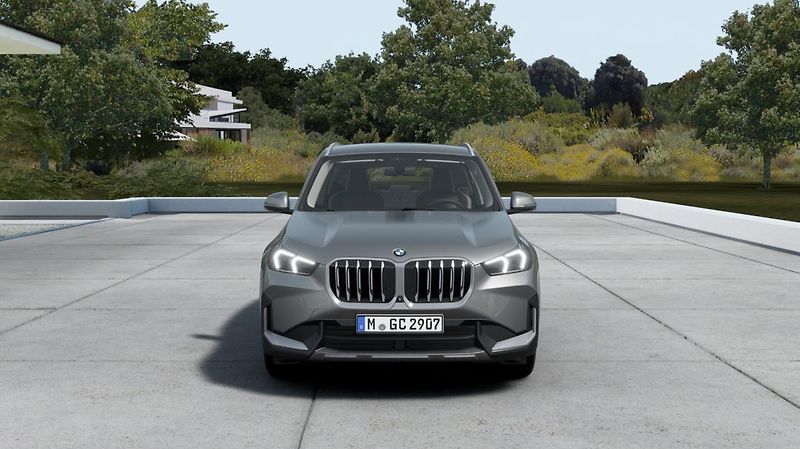 BMW X1 sDrive18d - fotka 4 z 14