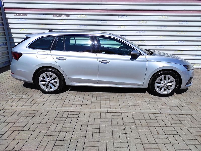 Škoda Octavia 1,5TGI G-Tec DSG, Style, ČR - fotka 6 z 49