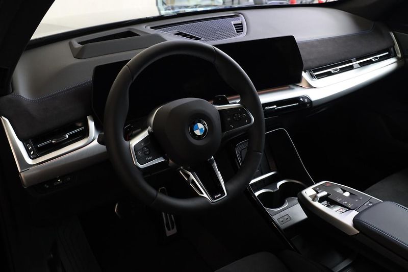 BMW X1 xDrive20d - fotka 2 z 17