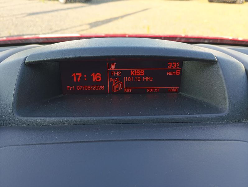 Peugeot Partner (2018) Tepee 1.6 HDi 100k MAN5 - fotka 22 z 25