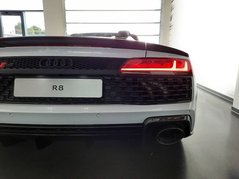 Audi R8 (2025) Spyder V10 performance 5.2TFSI - fotka 21 z 27