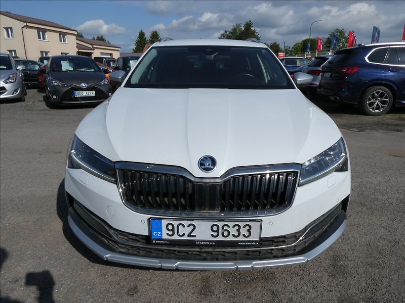Škoda Superb 2,0 TDi 147kW SCOUT,DSG,4x4,DP - fotka 2 z 49