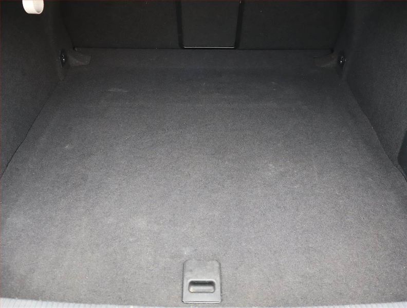 Volkswagen Passat CC (2009) 2.0 TDI, Park. senzory - fotka 13 z 16
