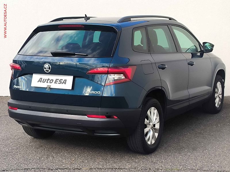 Škoda Karoq (2019) 1.0 TSi, Ambition - fotka 4 z 23