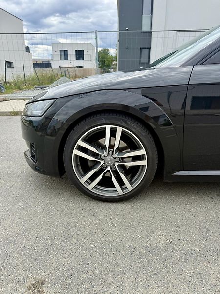 Audi TT (2015) - fotka 10 z 34