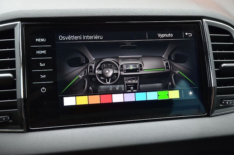 Škoda Karoq (2018) 1.6 TDi 85kW DSG STYLE /CANTON - fotka 34 z 41