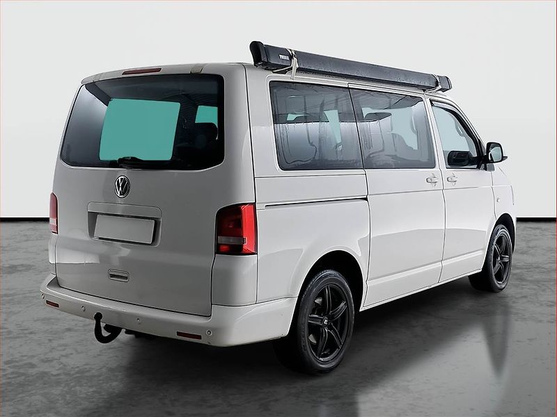 Volkswagen Multivan (2011) 2.0 TDI - fotka 5 z 17