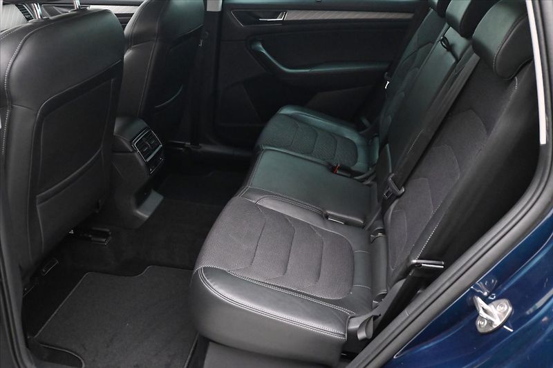 Škoda Kodiaq 2,0 TDI 147 kW DSG 4x4 Style Z - fotka 14 z 33
