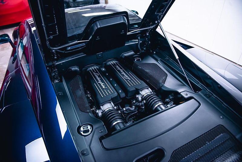 Lamborghini Gallardo LP 560-4 1.Maj.Originál10500KM - fotka 24 z 55