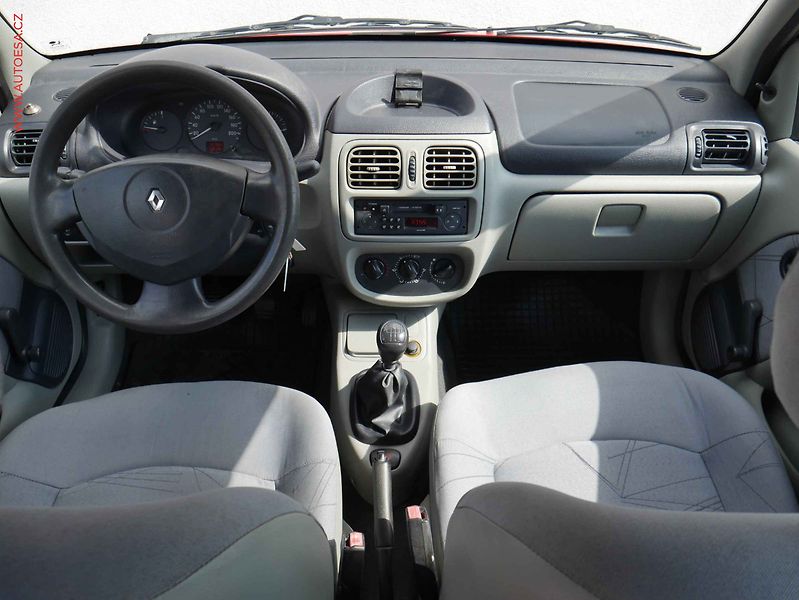 Renault Thalia (2004) 1.4i, ČR, STK8/28 - fotka 8 z 14