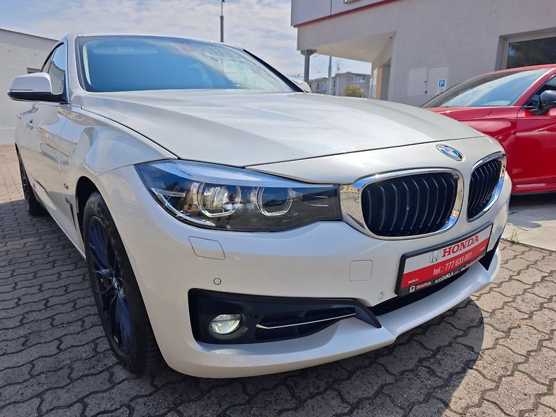 BMW Řada 3 (2018) GT 320D Xdrive Sport line ČR - fotka 35 z 43