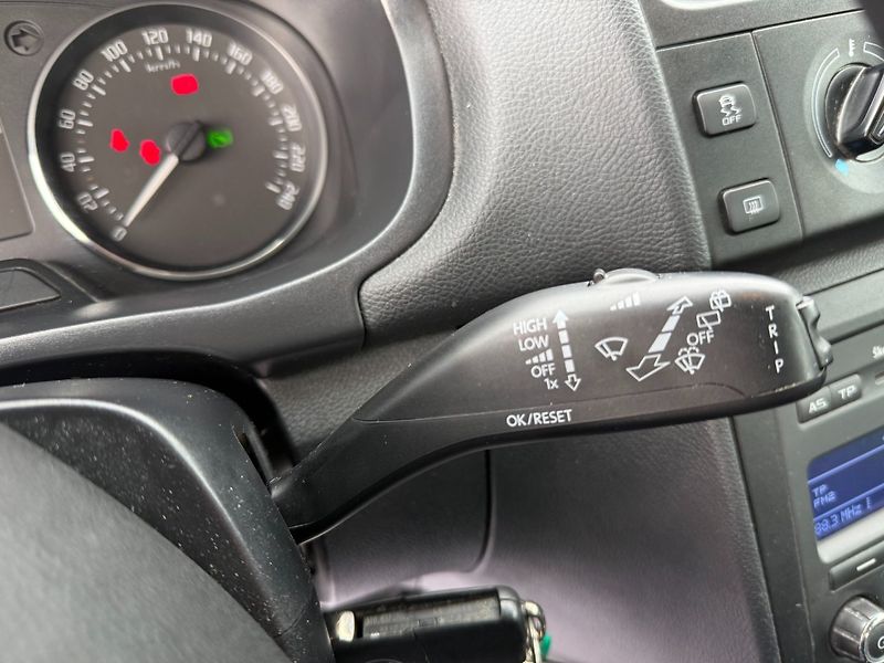 Škoda Roomster (2011) 1.2TSI 77kW *DSG*Klima*ALU* - fotka 11 z 21