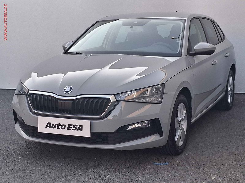Škoda Scala (2020) 1.0TSi, 1.maj,ČR, STK5/28 - fotka 3 z 17