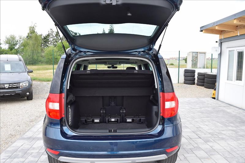 Škoda Yeti 1,4 TSI 92KW DSG XENONY VÝHŘEV - fotka 25 z 51