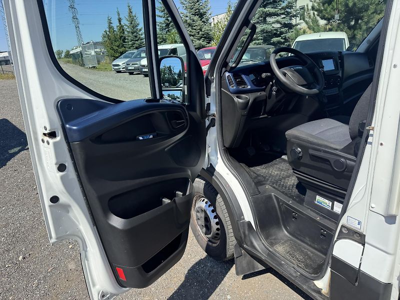 Iveco Daily 3.0,132kw,10p.motor 45 tis.km - fotka 13 z 36