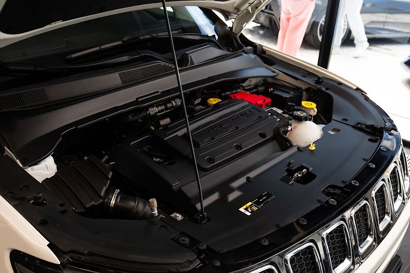 Jeep Compass - fotka 19 z 21