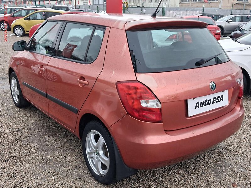 Škoda Fabia (2007) 1.2 12V, ČR, AC - fotka 6 z 16
