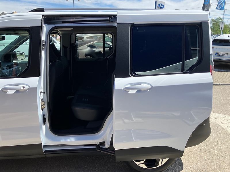 Ford Tourneo Courier (2026) Active, Tourneo, 1.0 EcoBoost - fotka 25 z 35