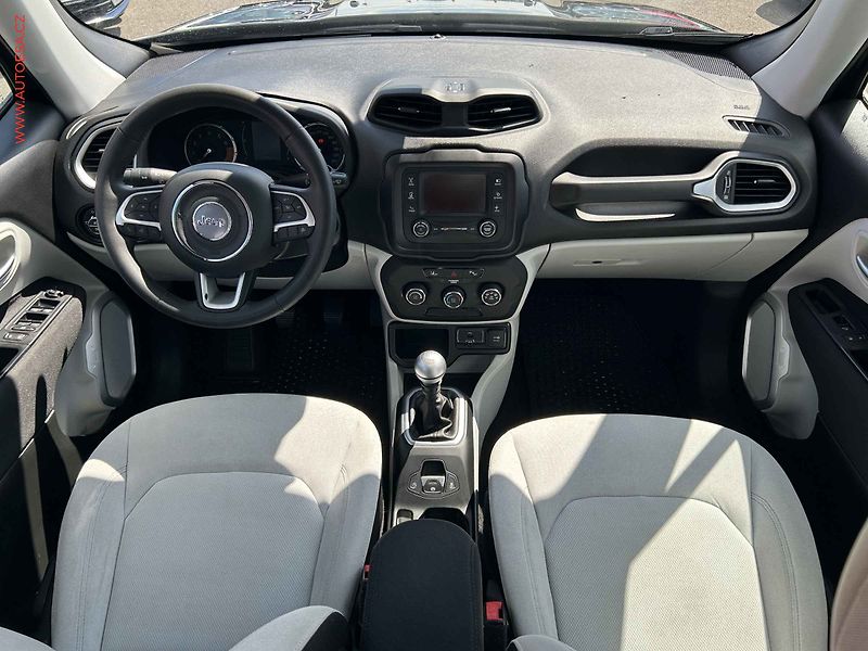 Jeep Renegade (2020) 1.0 T-GDi, autoAC, temp - fotka 8 z 17