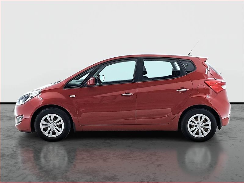 Hyundai ix20 (2015) 1.4 CVVT, Serv.kniha - fotka 3 z 15