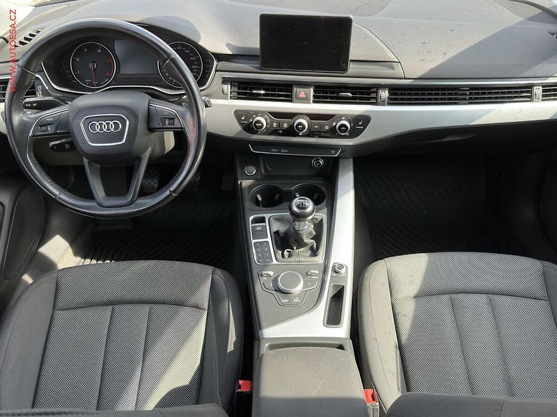 Audi A4 (2017) 2.0TDi, ČR, AC, výhřev sed. - fotka 8 z 21