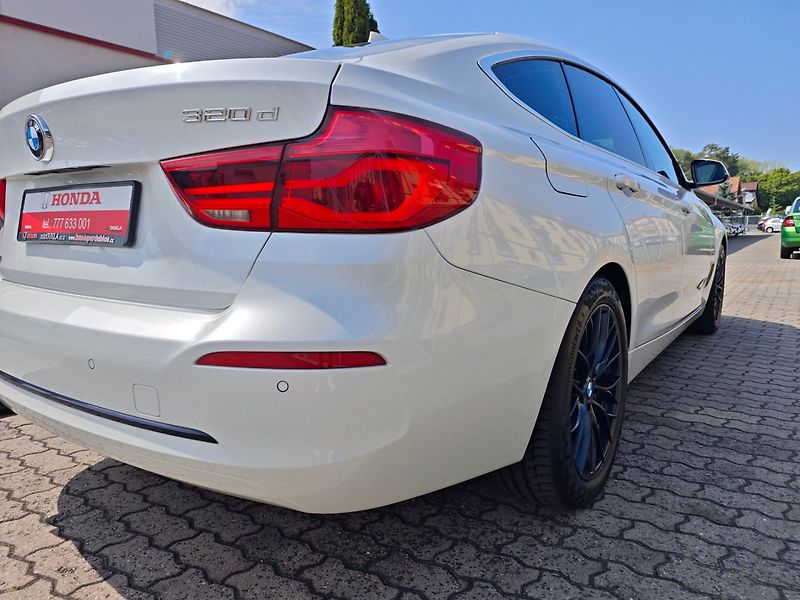 BMW Řada 3 (2018) GT 320D Xdrive Sport line ČR - fotka 31 z 43