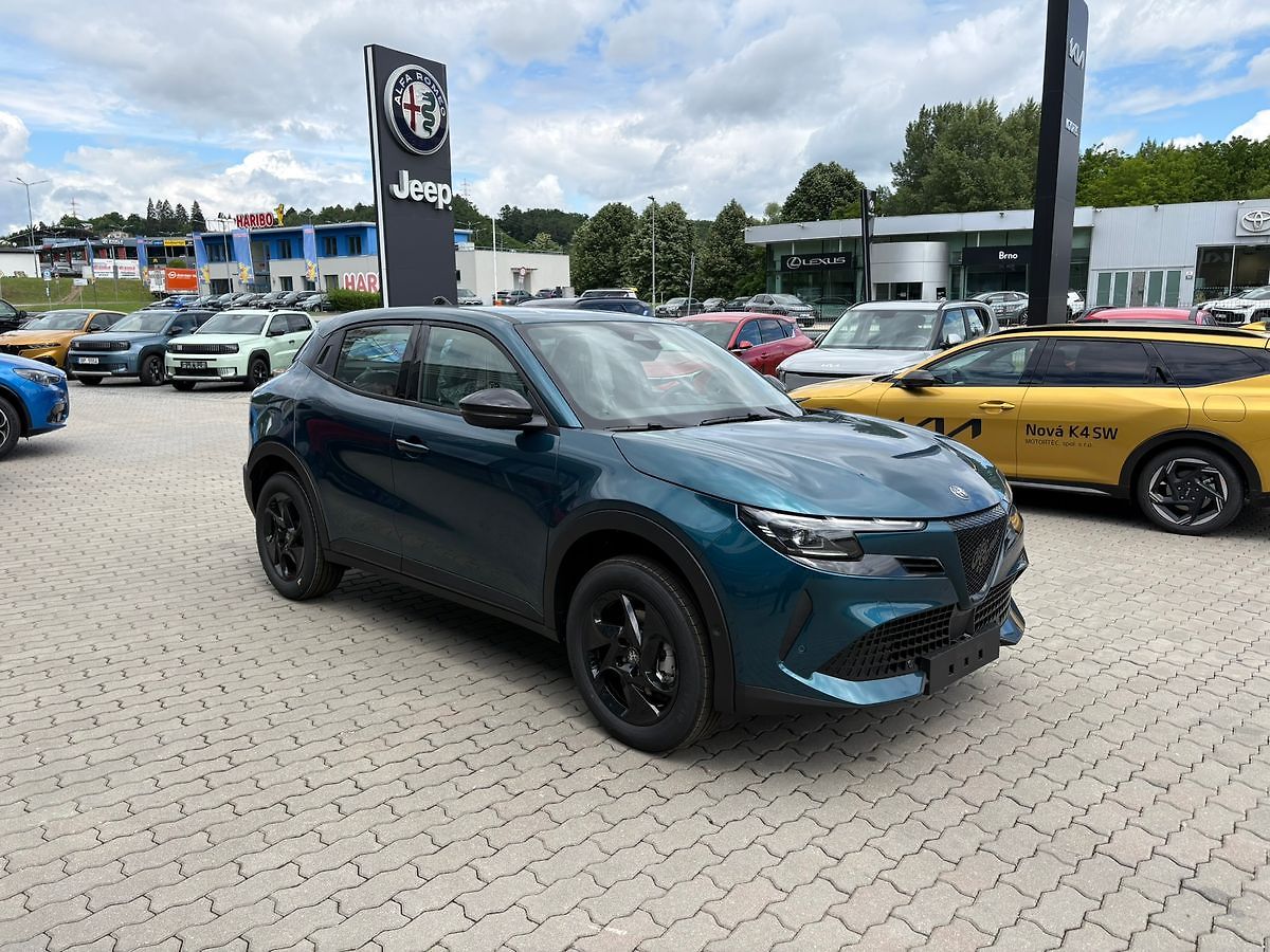 Alfa Romeo Junior Ibrida 1.2 Turbo Hybrid 145k e