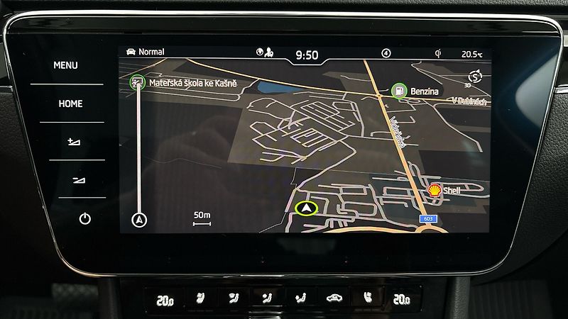 Škoda Superb 2.0 TDI DSG 4x4 L&K Combi - fotka 31 z 32