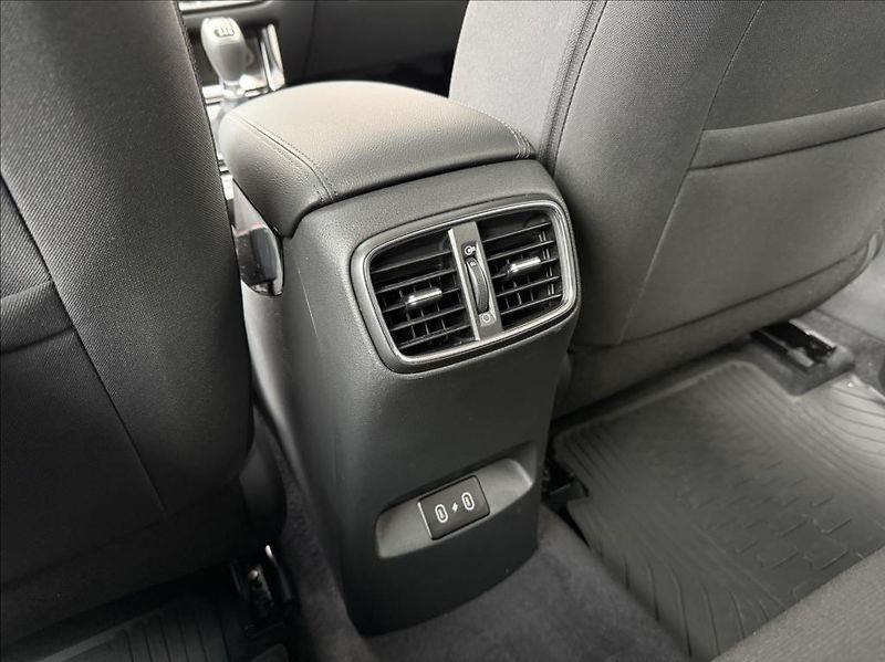 Hyundai i30 1,5 i  FL WG Style - fotka 15 z 24