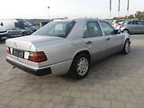 Mercedes-Benz 124 2.0i,100kW,KLIMA,ABS - náhled 3