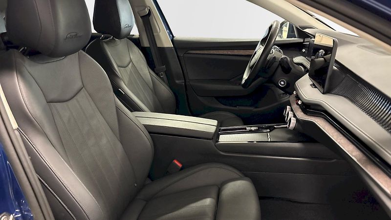 Škoda Superb (2024) Laurin&Klement 2.0 TDI 142kW 4 - fotka 13 z 35