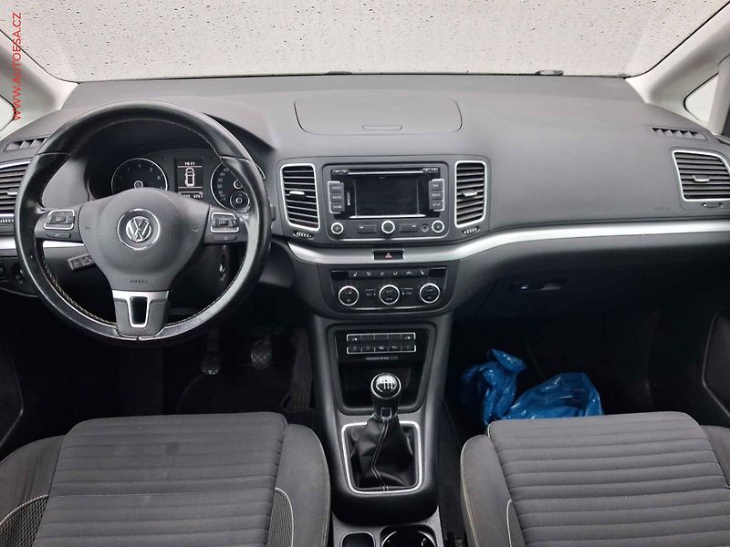 Volkswagen Sharan (2014) 1.4 TSi, CUP, +kola, el. - fotka 8 z 18
