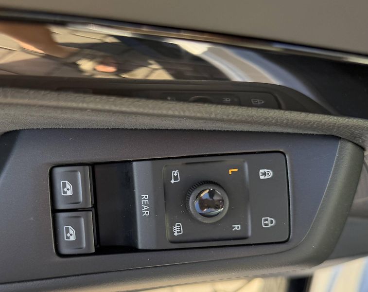 Volkswagen ID.7 Tourer (2026) Pro People 77kWh - fotka 20 z 24