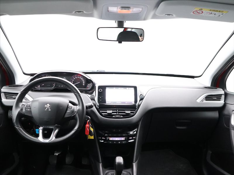Peugeot 2008 1,2 PureTech 60kW CZ Active - fotka 21 z 28