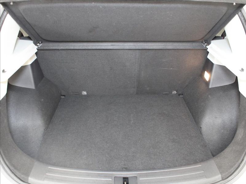 MG ZS 1,0 TGI 82kW Eleg.PANO 29tkm. - fotka 23 z 24